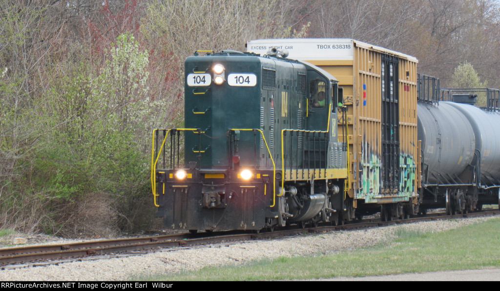 Ohio South Central Railroad (OSCR) 104